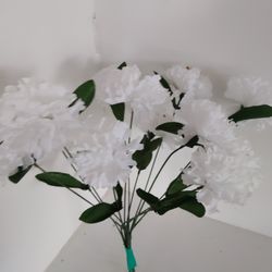 flores artificiales 💐💐💐$3 cada una 