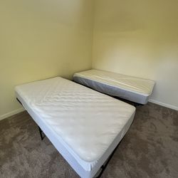Set Of Twin Beds 