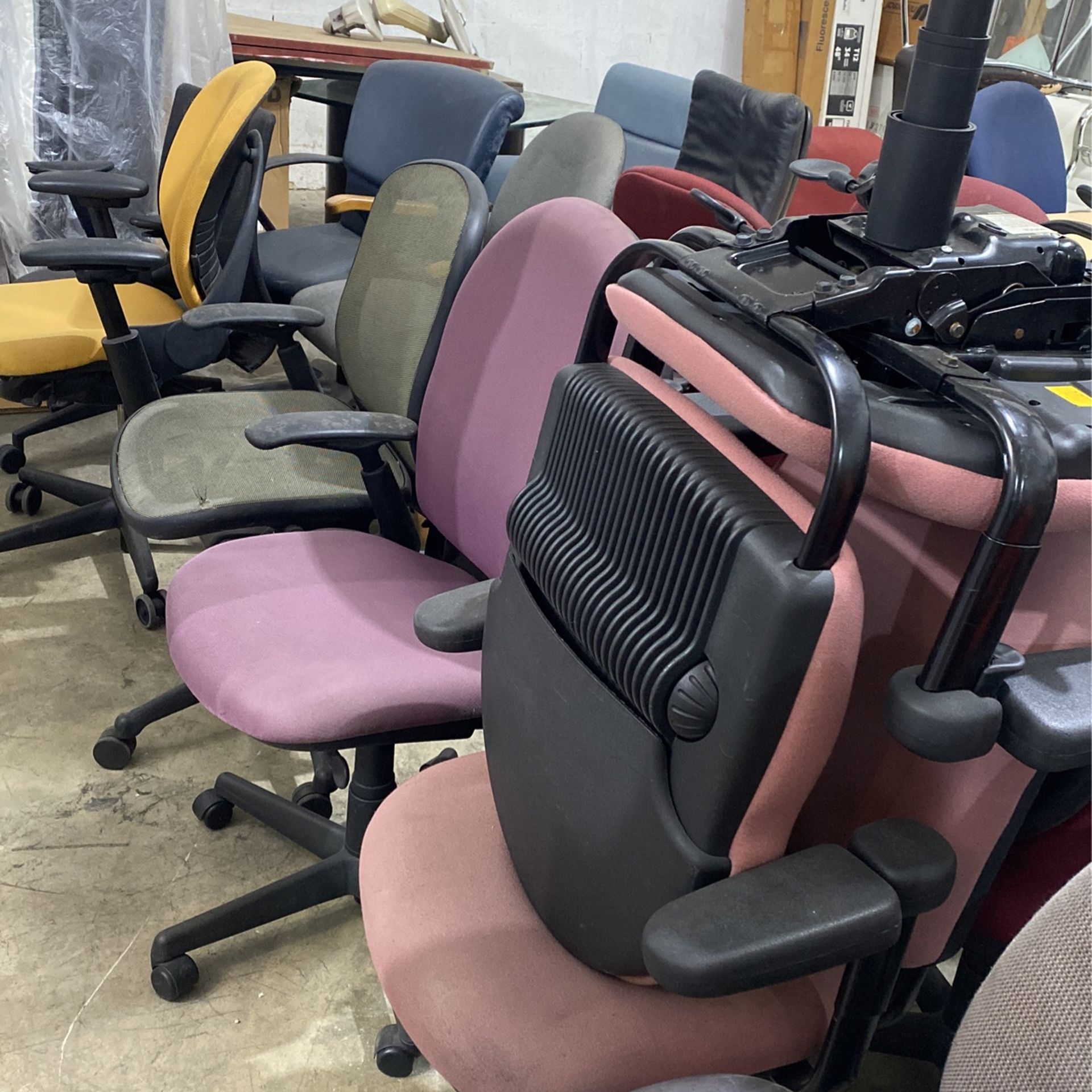 Steelcase Office Chairs Liquidation 