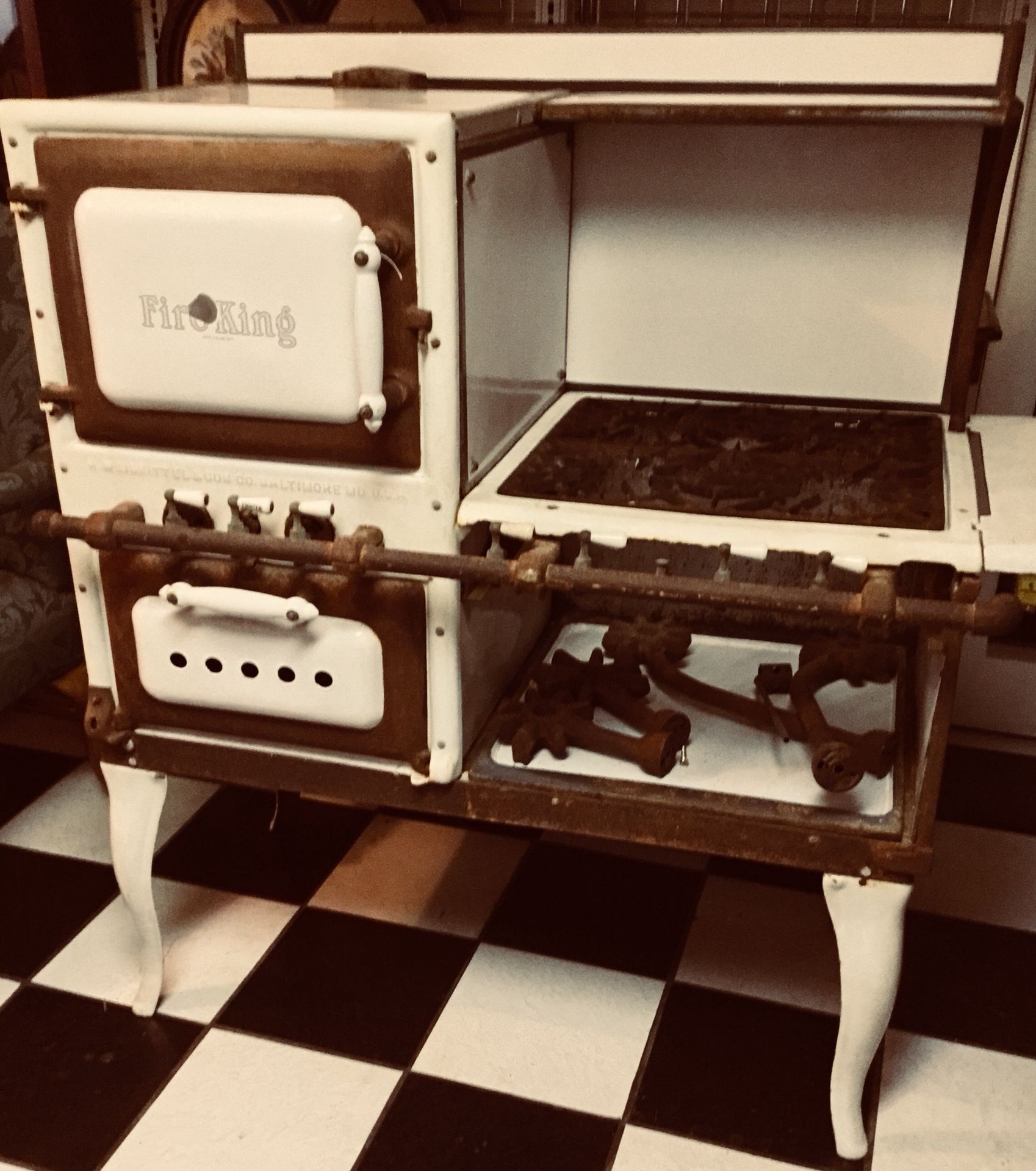 Antique Fire King Gas Stove Negotiable. for Sale in Tampa, FL - OfferUp