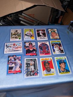 Topps 26-Card MLB Lot Stars & Rookies Mike Trout, Cal Ripken, Doc Gooden
