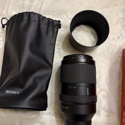 Sony E-Mount 70-300 Lens