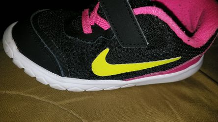 Girls nike size 9c