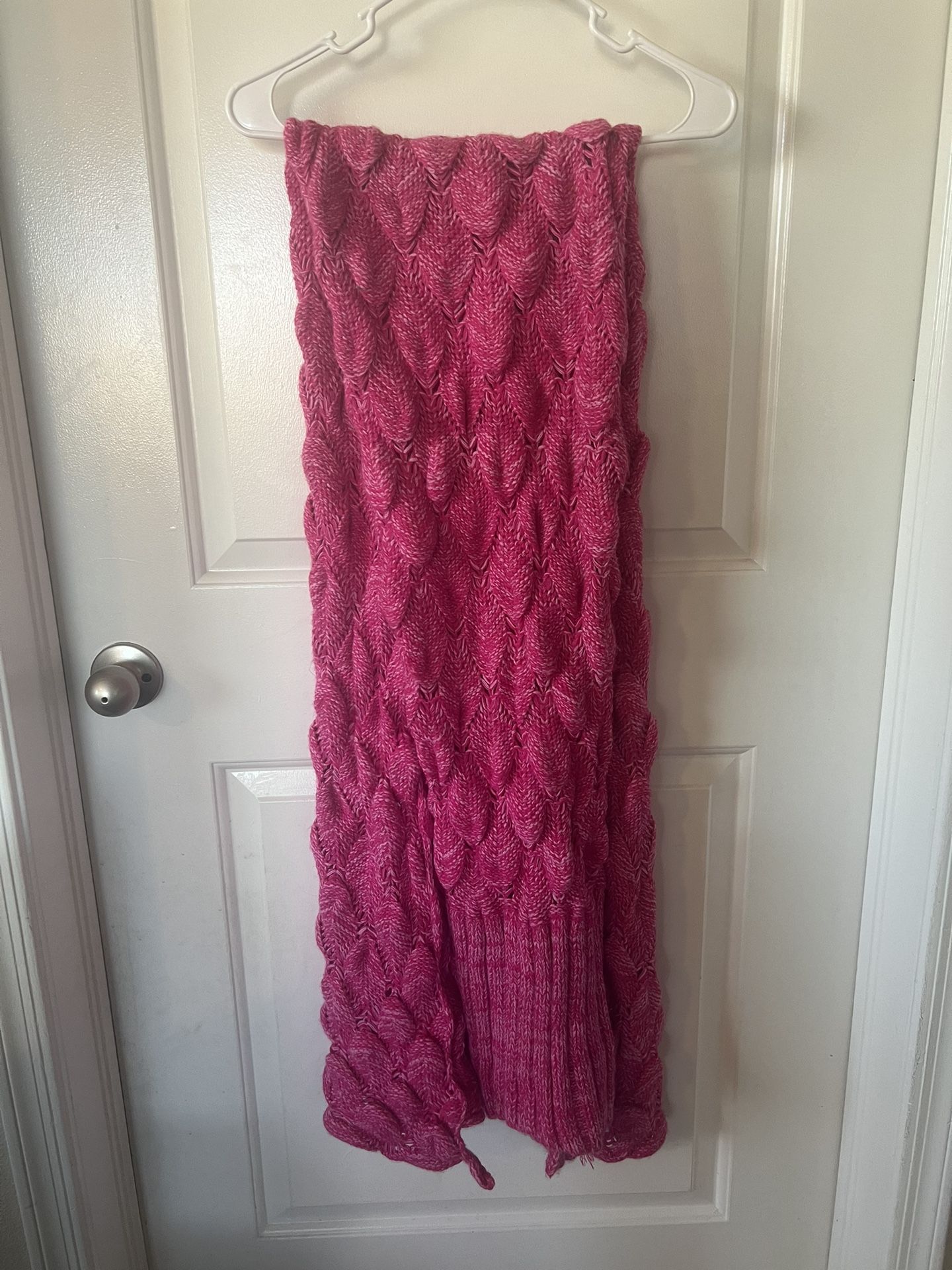 Pink Crochet Mermaid Tail Blanket 