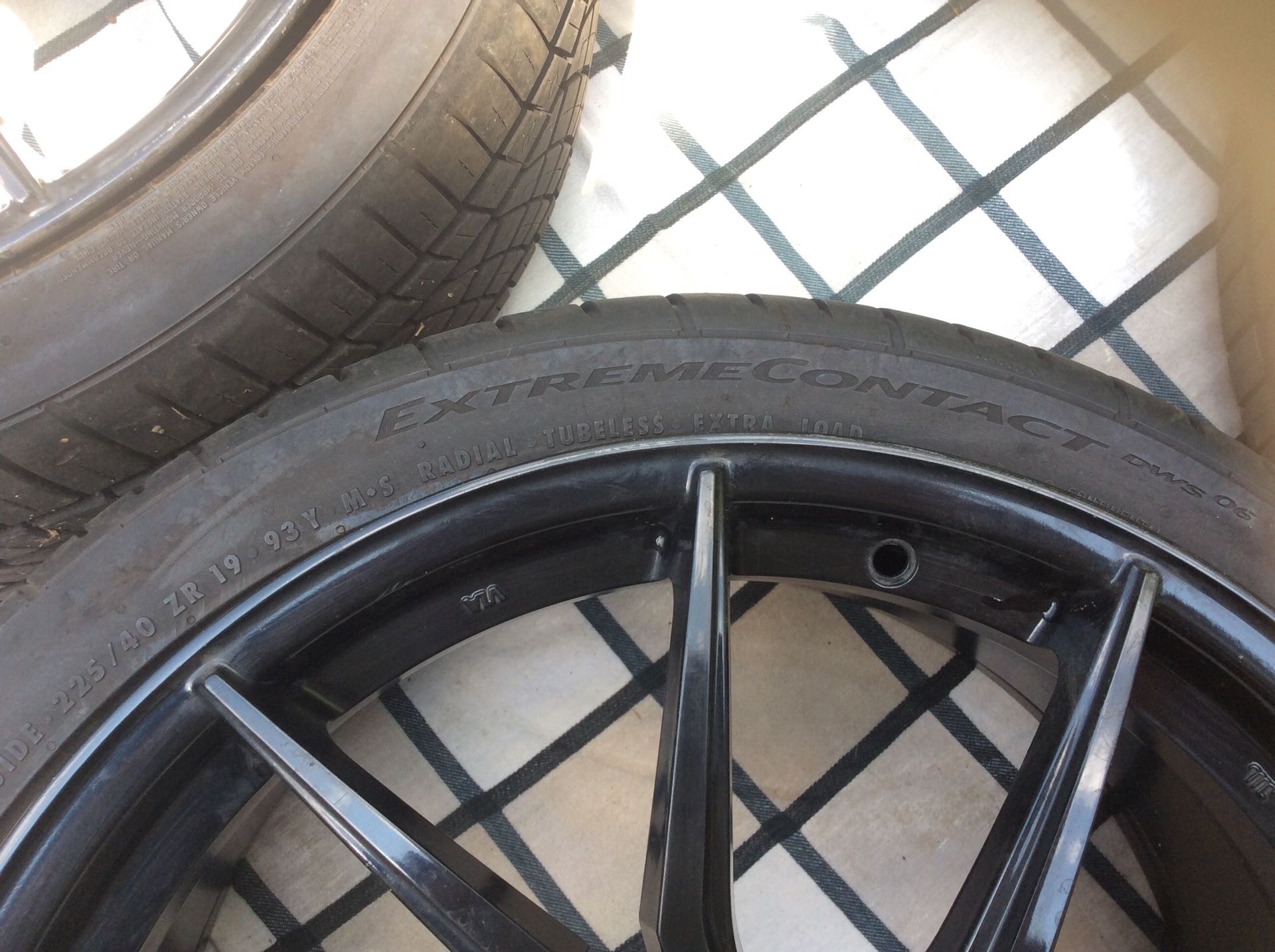 Continental, Sport PLUS technology, Extreme Contact , 225/40 ZR19 tires