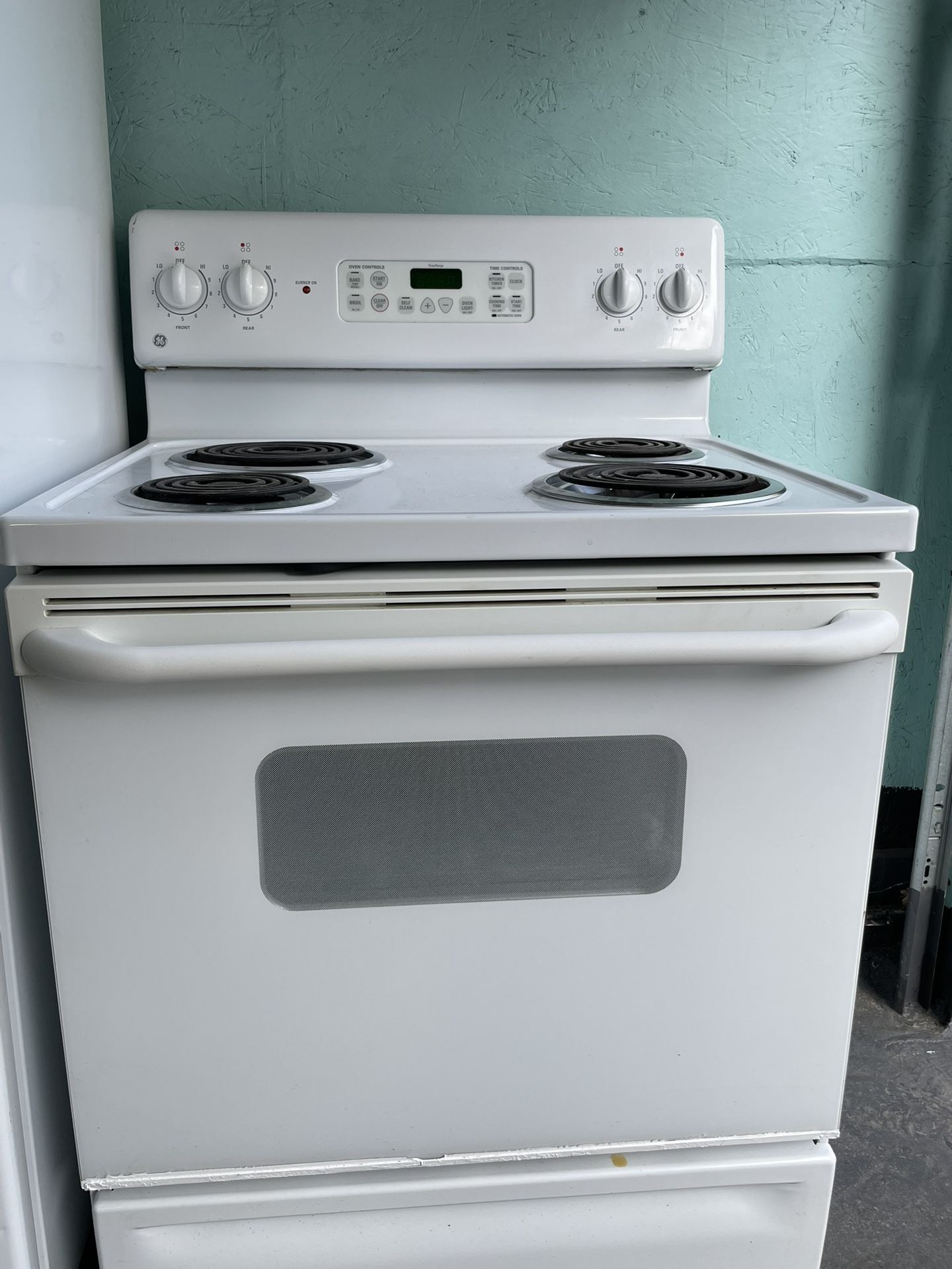 GE stove