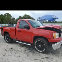 2013 Sierra 1500 Reg Cab Short Bed Low Miles 