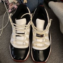 Jordan 11s 6.5y