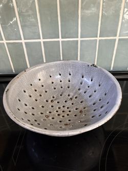 Vintage Enameled Graniteware Colander