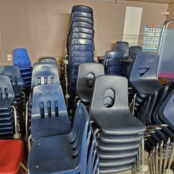 Student Stackable Chairs 