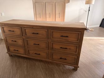 Wood dresser