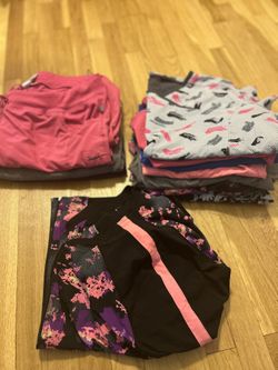 7 Tops, 3 Bottoms & 1 Jacket - Women's Scrub XL 
