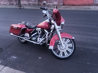 Harley-Davidson Road King Built 117 Screaming Eagle