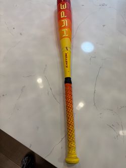 Easton Hype Fire USA Baseball Bat – 27” / 16 oz (Drop‑11) Bright orange/yellow colorway.