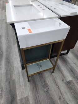 Bathroom Vanity 19"