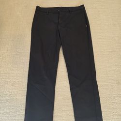 Vuori Meta Pant Men’s 32x28 Black Performance Pants Only Washed Once Like New