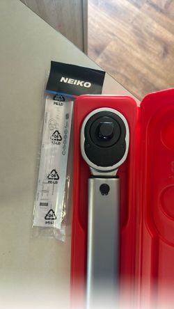4 Ft Neiko Adjustable Torque Wrench