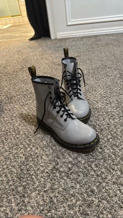 Doc Martin, Gray Combat Boots Style