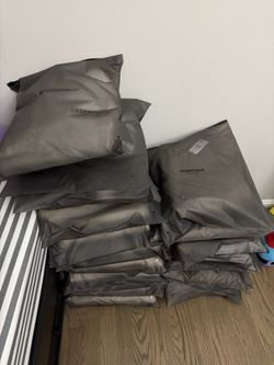 light oatmeal and dark oatmeal essentials