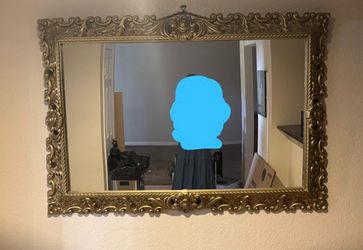 Elegant Golden Vintage Wall Mirror