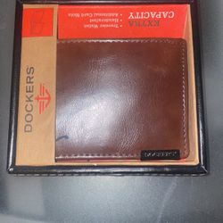 Tri Fold Dockers Wallet 