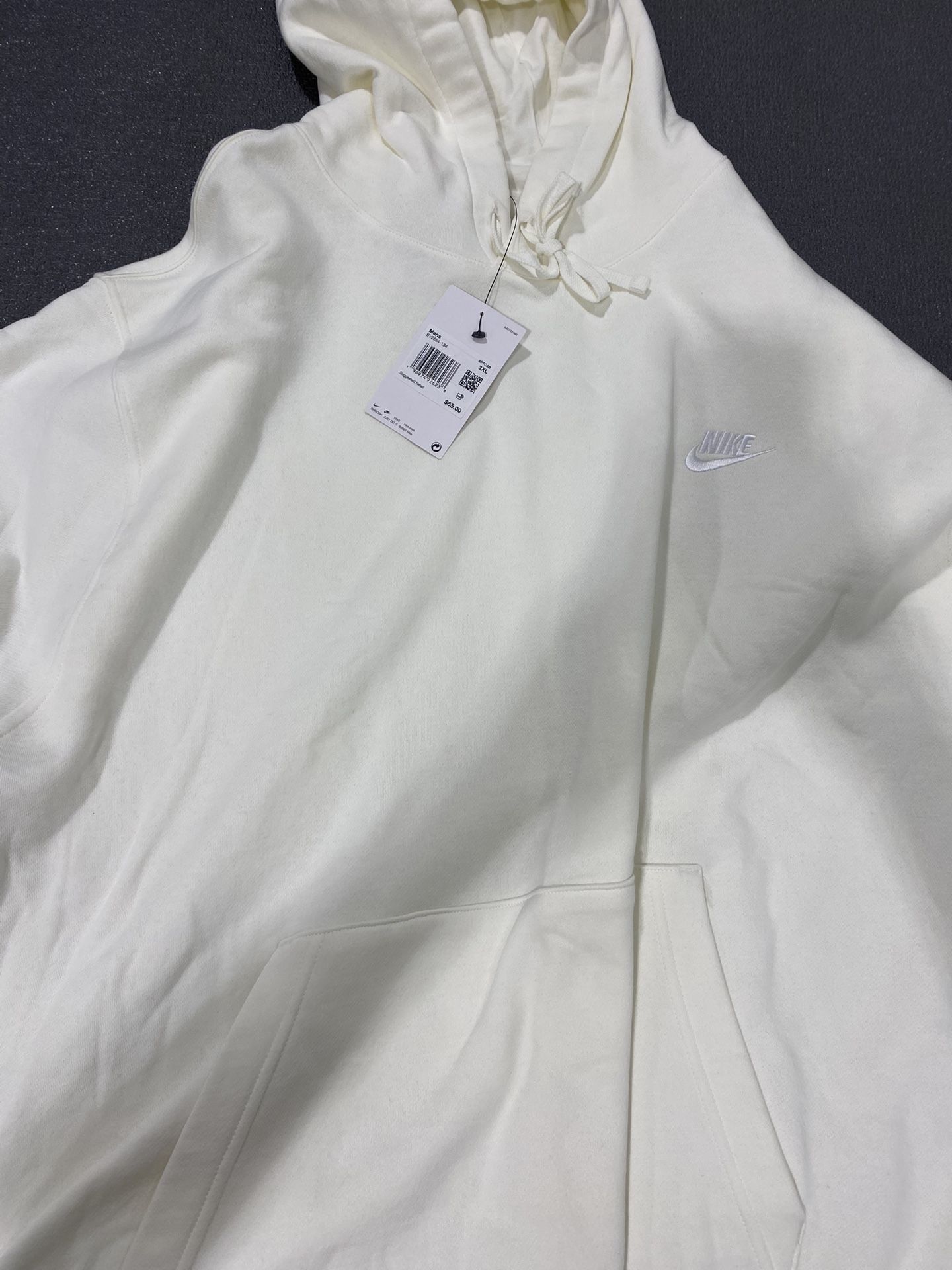 3XL Nike white sweatshirt