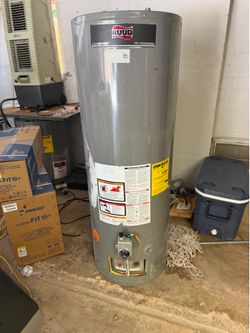 Water heater.  480,.235,.55,.84