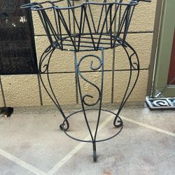 Plant Stand