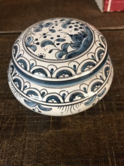 Hand painted Trinket box from Portugal
