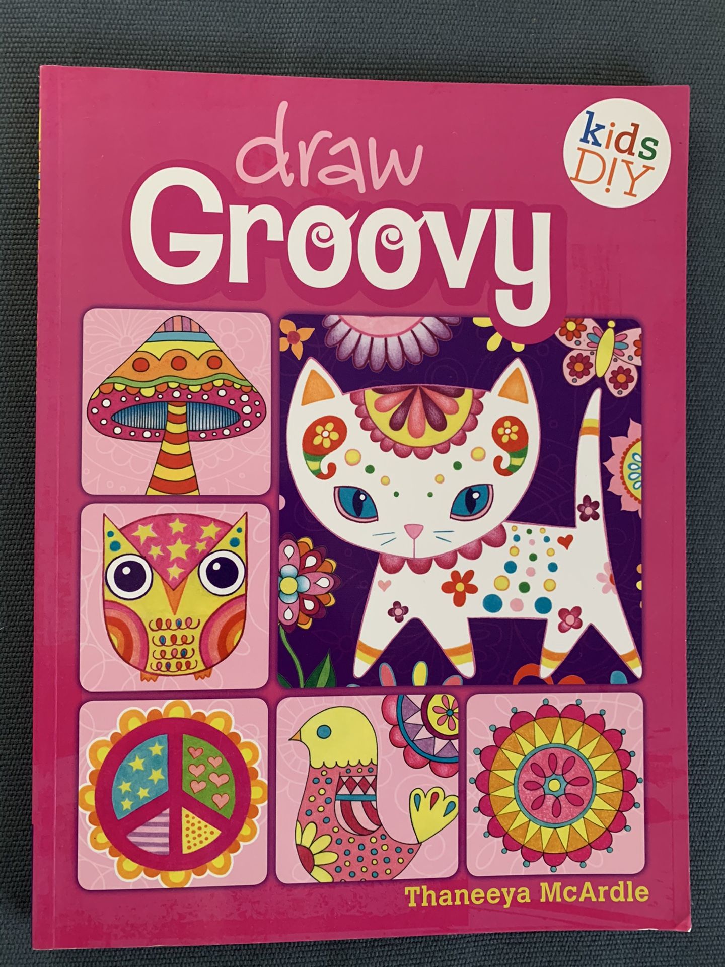 Draw Groovy Book