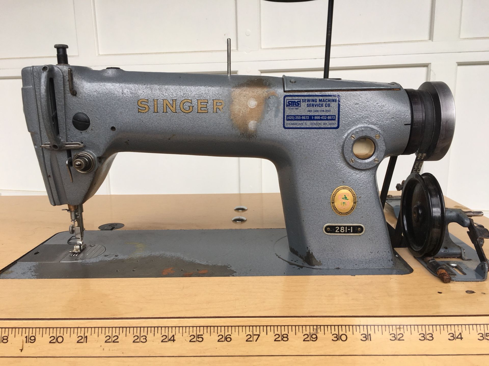 Sewing machineIndustrial Singer 2811 for Sale in South Hill, WA OfferUp