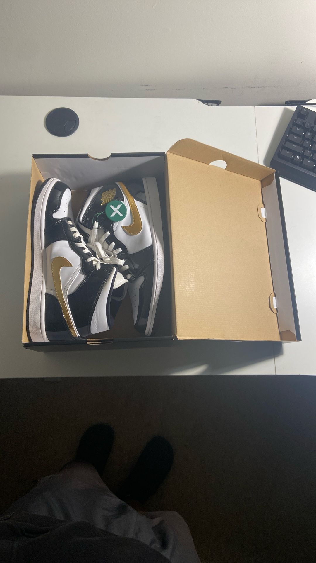 Jordan 1 Mid Patent Black White Gold (Stock X Verified)