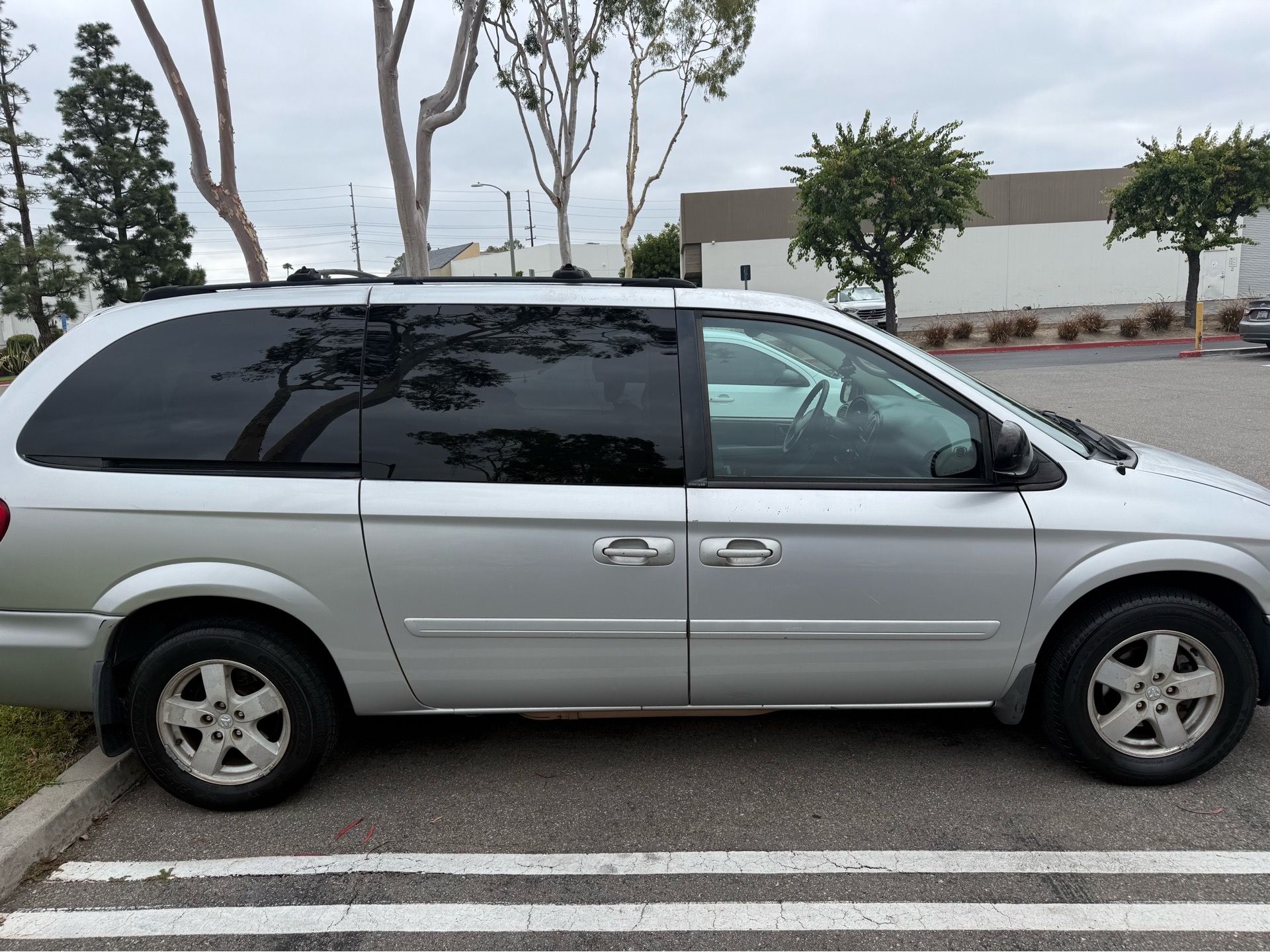 2005 Dodge Caravan