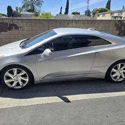 2014. CADILLAC. ELR..4 CILINDERS