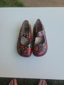 Alegria Paloma Midnight Garden Patent Leather Size 38