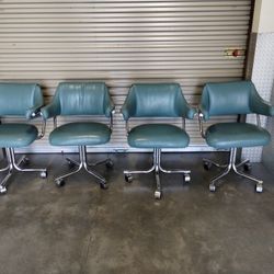 Vintage  Modern Mid century Swivel Set Of 4 Chrome Office Arm Chair. 