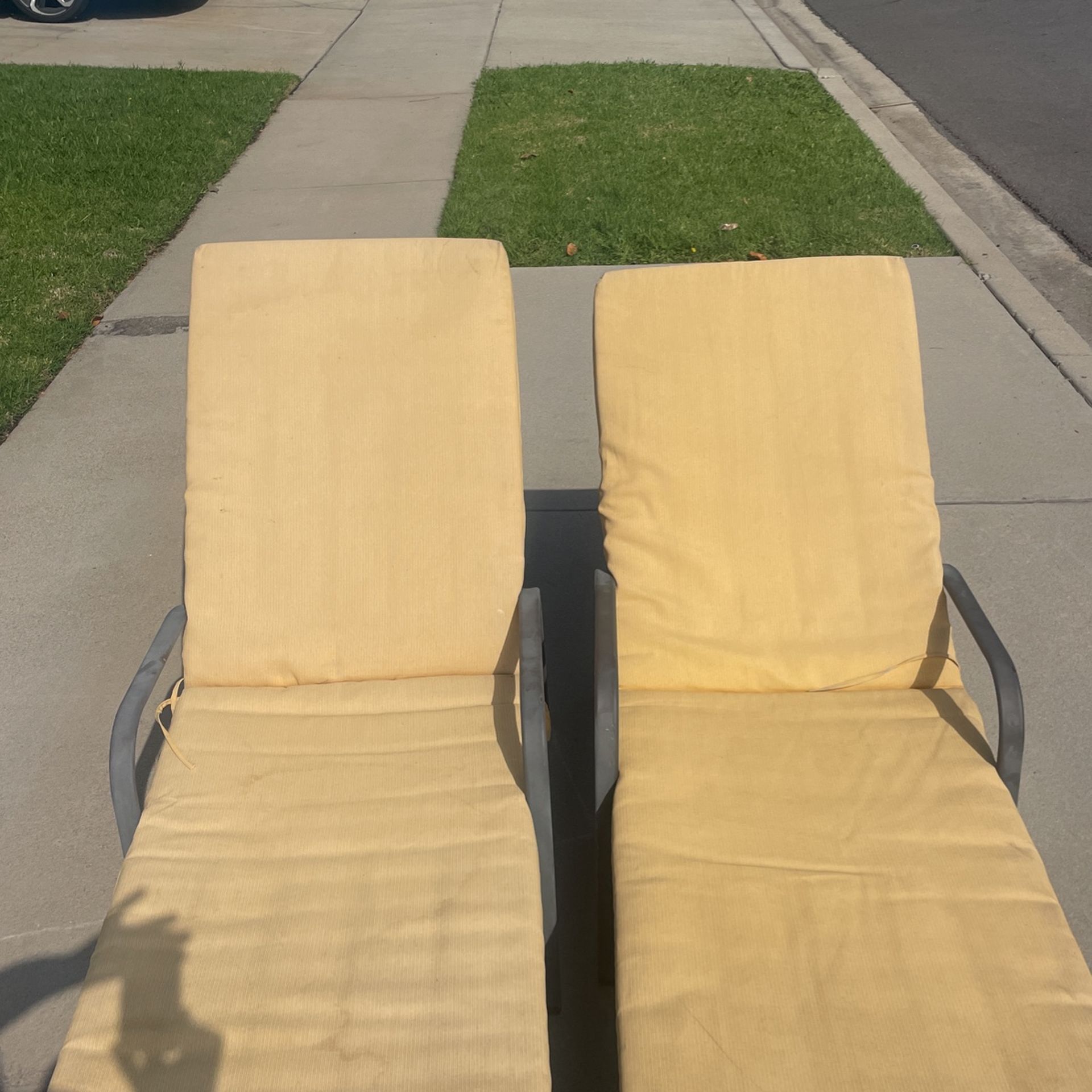 Outdoor Furniture Chairs