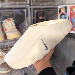 Nike Mind 001 Slide Light Bone