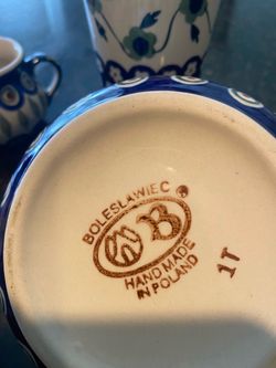 4 pieces of Polish Pottery