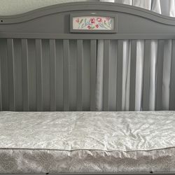 Crib/ Toddler Bed/ Full Sizes Bed Frame 