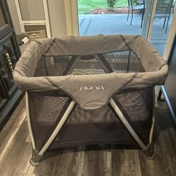 Nuna Crib 