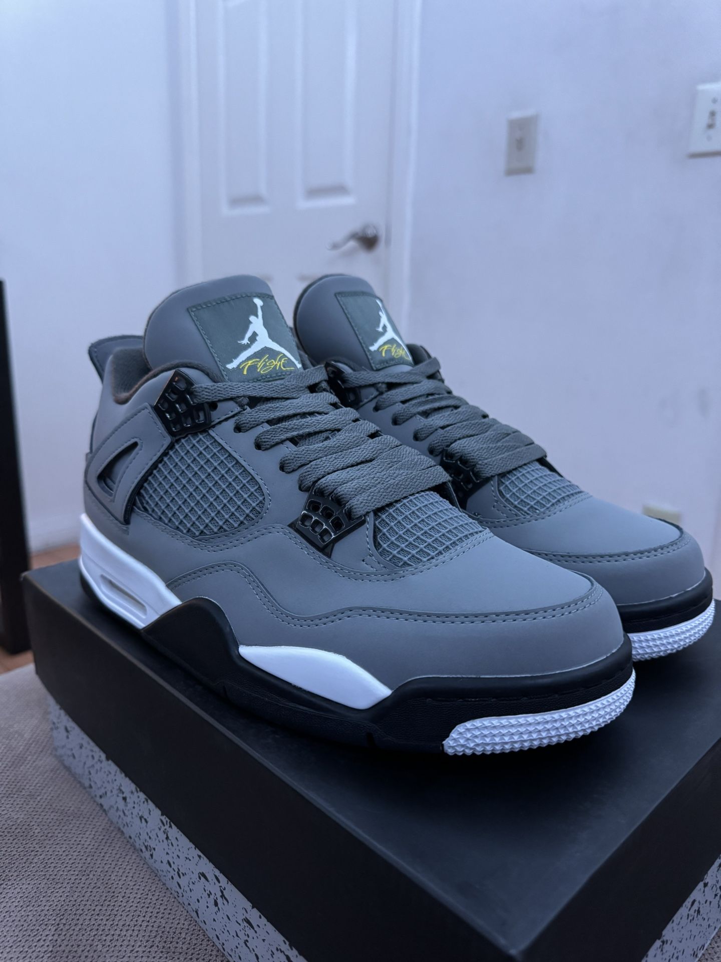 AIR JORDAN 4 “COOL GREY”