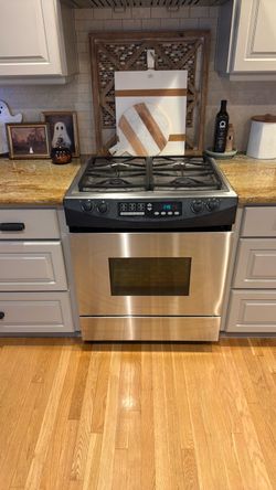 Monogram 30 inch gas range
