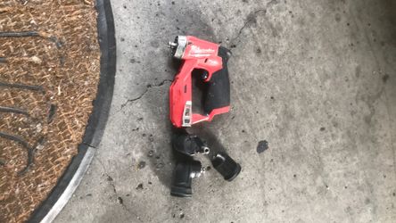 Milwaukee drill driver