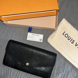 LV WALLET