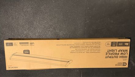 NEW Commercial Electric 4ft LED Wraparound Light Fixture