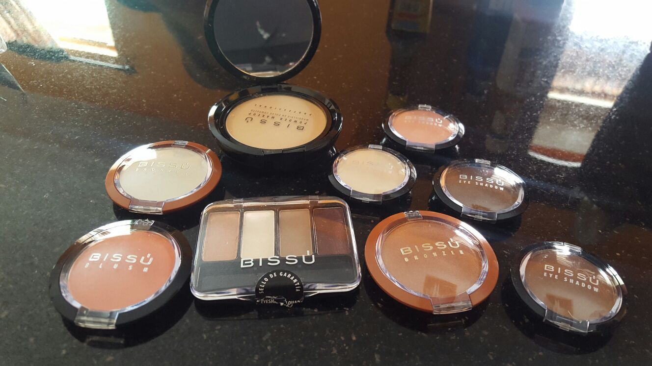 Bissu makeup deals