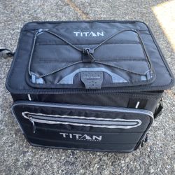 Soft Sided 8-quart Cooler