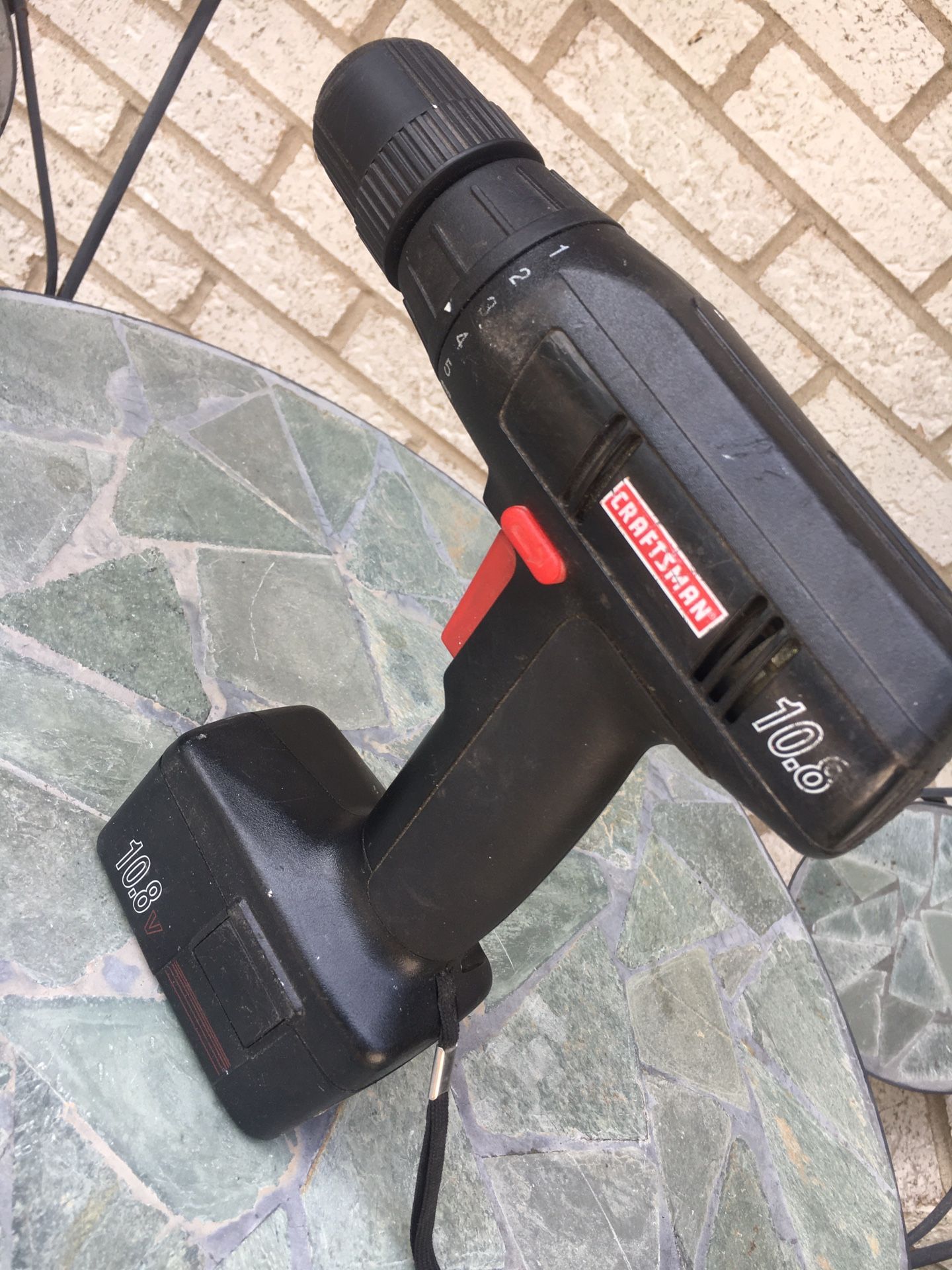 Craftsman cordless drill- no charger