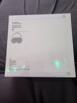 Airpods Max with smart case
